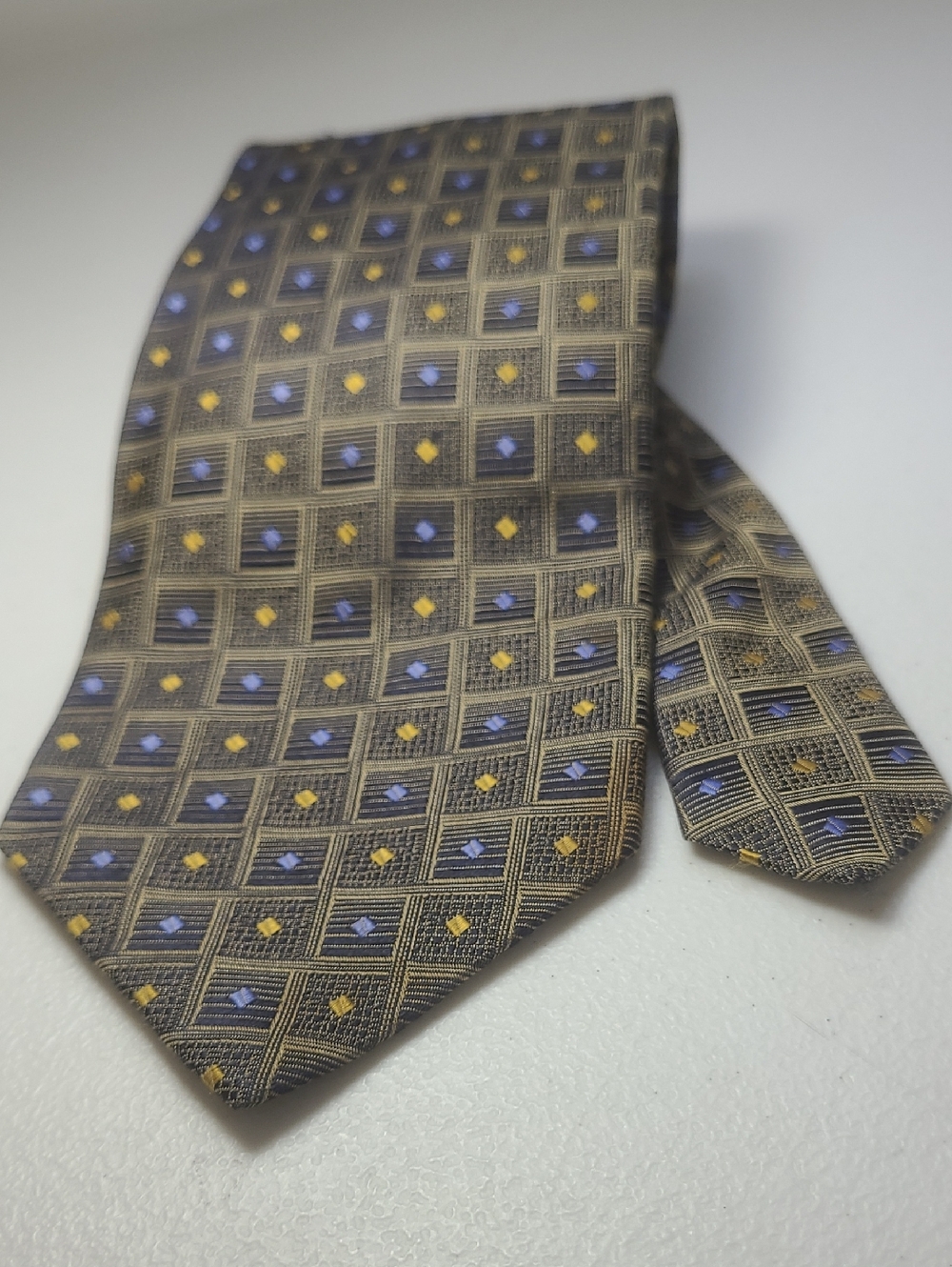 Roberto Villini Classic Geometric Men's Tie in Brown with Blue & Gold Accents